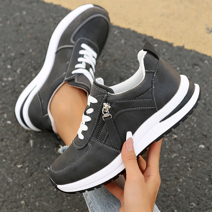 Liviana Studio Sneakers