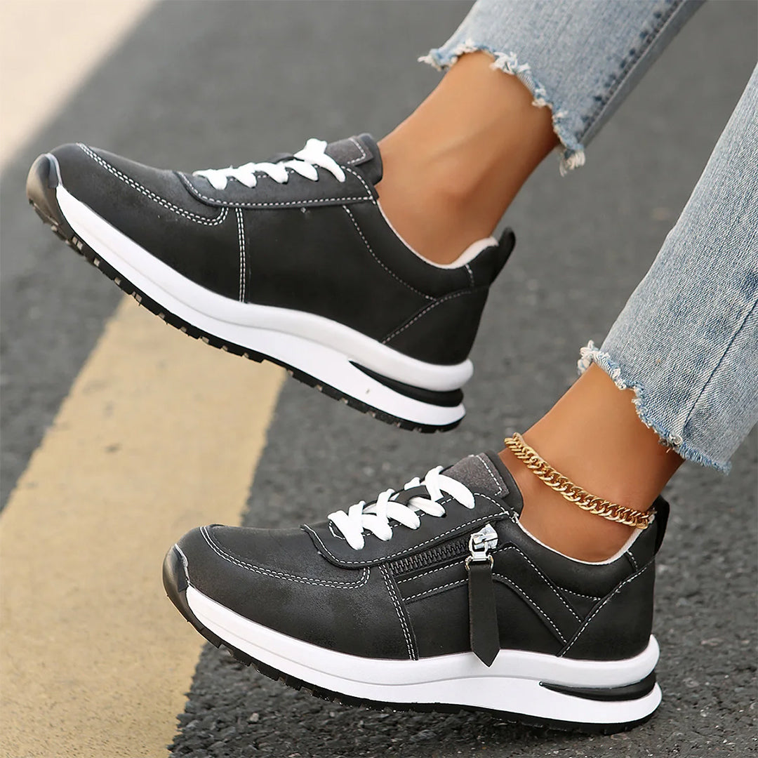 Liviana Studio Sneakers